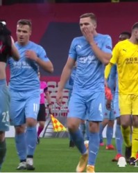  法甲揭幕战爆冷门弱旅击败劲旅  