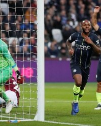  西汉姆联定位球战术显威，头球破门锁定胜局精妙  