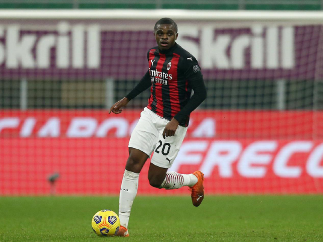  AC米兰争议判罚引发争议  