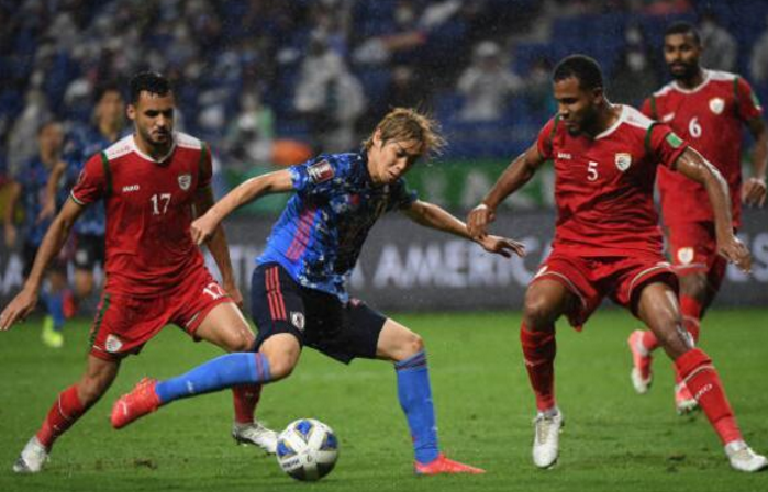  沙尔克04客场艰难取胜，保级路上看到曙光